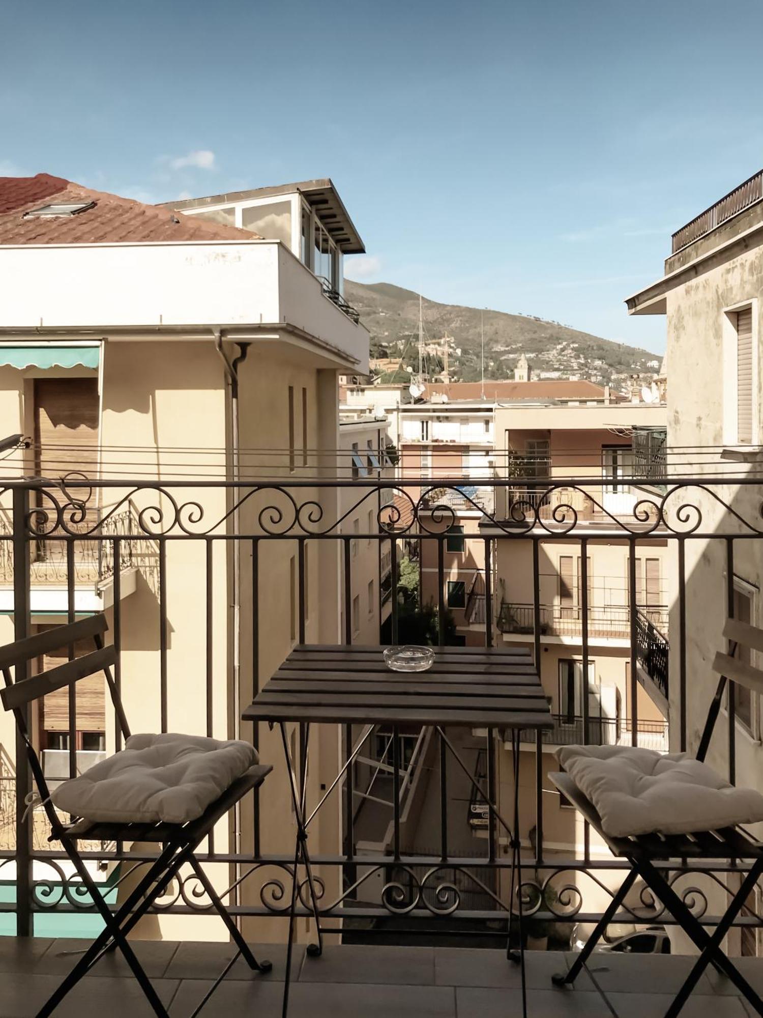 Casa Vintage Apartment Alassio Exterior photo